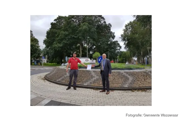 Sponsorovereenkomst rotonde Van Cranenburchlaan ondertekend