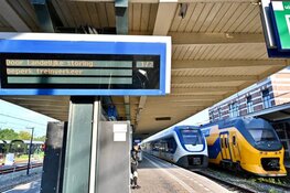 Landelijk treinverkeer grotendeels plat door telefoonstoring