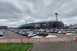 Feyenoord wint van negen man van Celtic