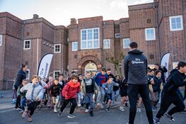 Wassenaarse basisschoolleerlingen zetten half miljoen stappen op eerste lentedag