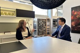 Lokale bedrijven rondom Van Hallstraat ontmoeten wethouder