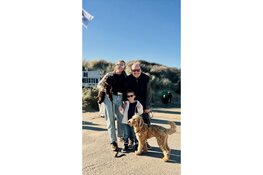 “Nieuwe wind, vertrouwde sfeer: Tom-Erik en Cindy nemen 30 Maart 2026 het stokje over bij icoon De Badmeester”