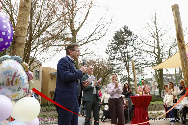 Feestelijke opening belevingstuin bij woonzorglocatie Duinstede